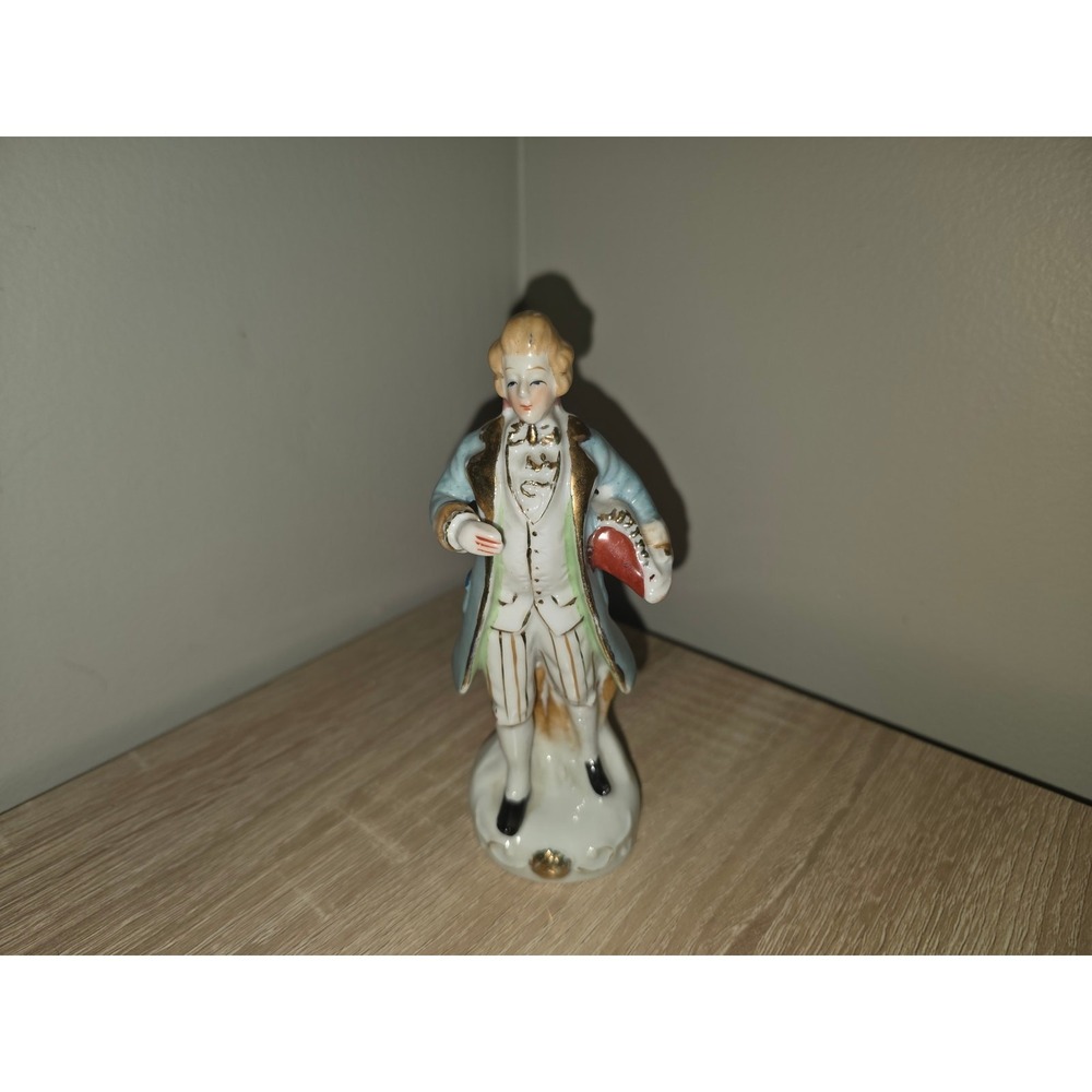 Vintage Made in Occupied Japan Porcelain Colonial Gentleman Figurine Blue Gold